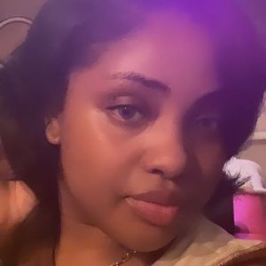 Meet your Posher, Faith